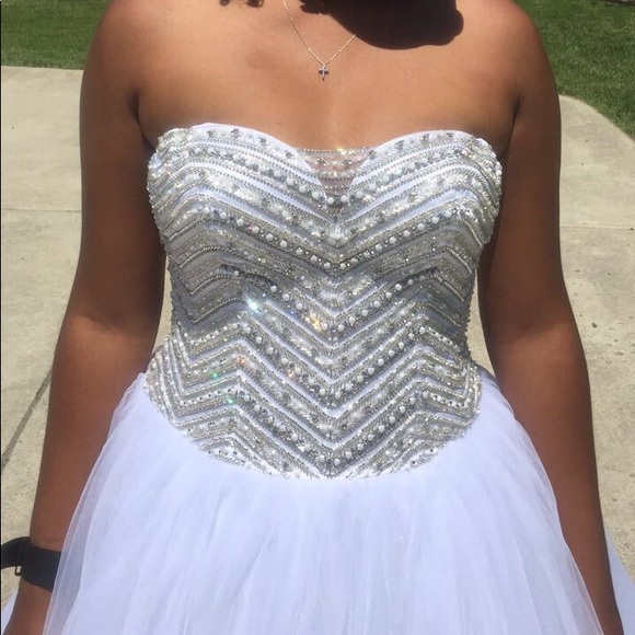 Jewel Wedding Dress Size 10 - Picture 2 of 2